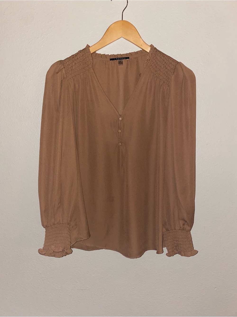 T Tahari Brown Blouse Size L Boho Earthcore Minimalist Witchy